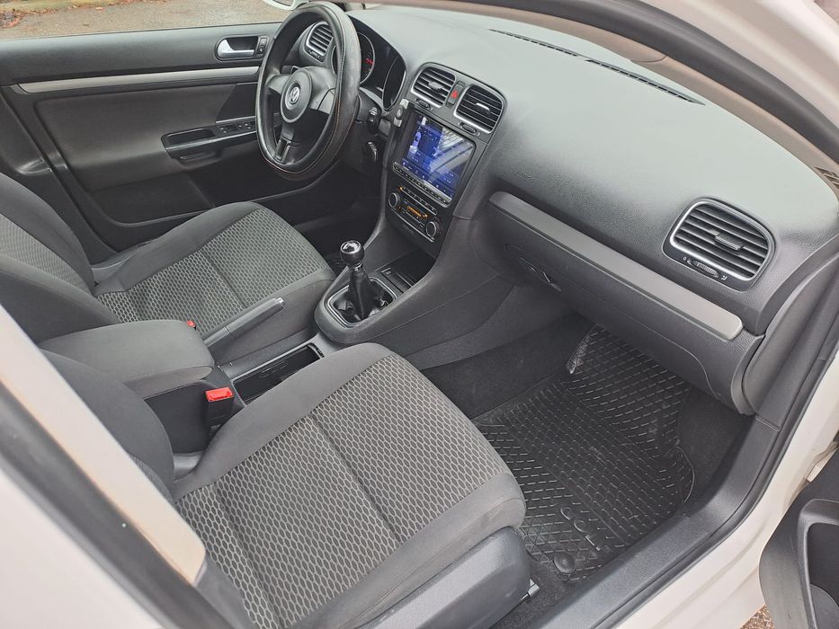 Volkswagen Golf 6 An 2013 Motor 1,6 Tdi  Euro 5