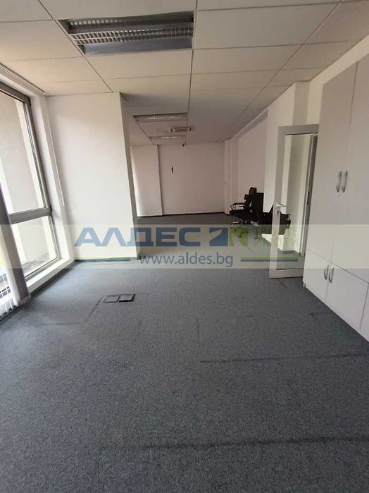 Дава се под наем Офис в София, Овча купел 2 - 237 кв.м за 2132 € - Снимка #5