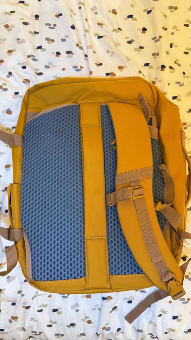 Rucsac CabinZero Classic Plus 32L (Orange Chill), 46 x 31 x 20 cm