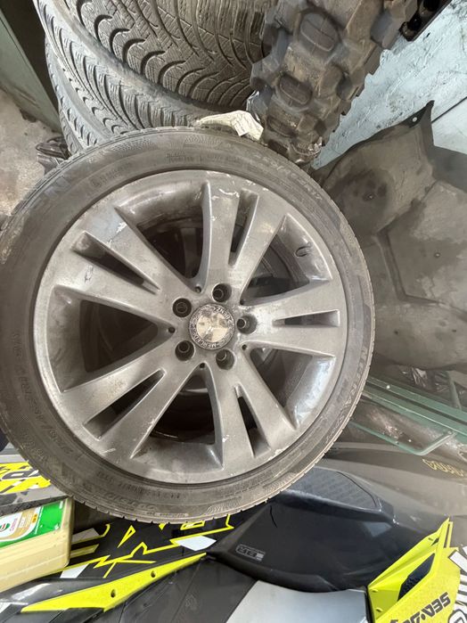 Джанти с гуми за Мерцедес 225/45 17