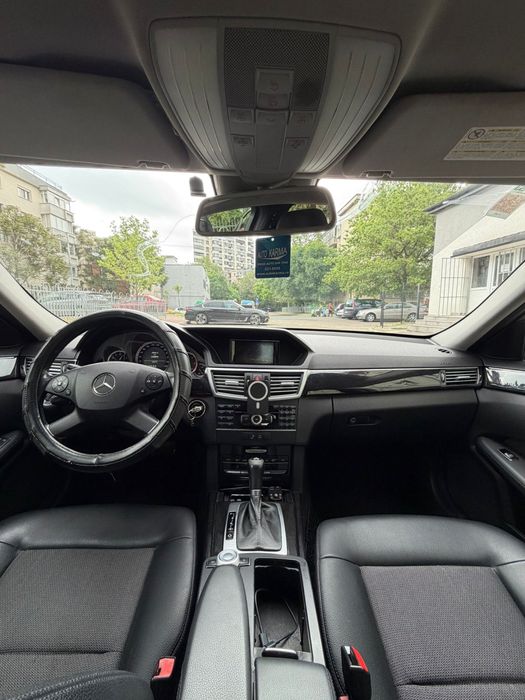 MERCEDES-BENZ E-Class 2011 — imagine 5