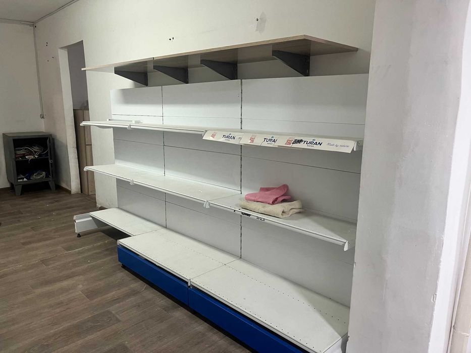 Полки-стеллажи-витрины