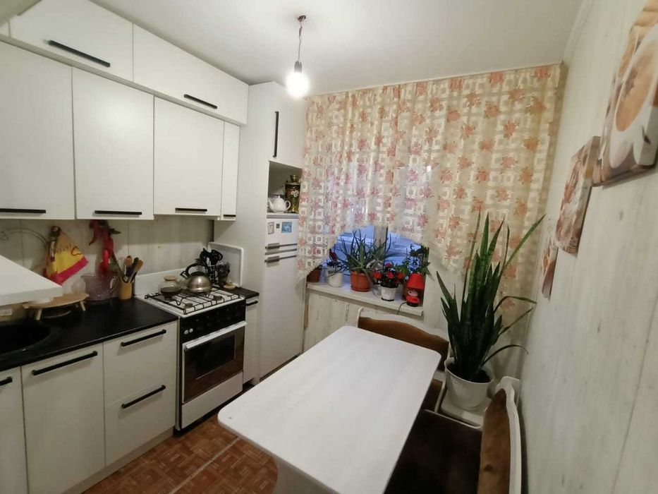 Продам 1 комнатную  квартиру
