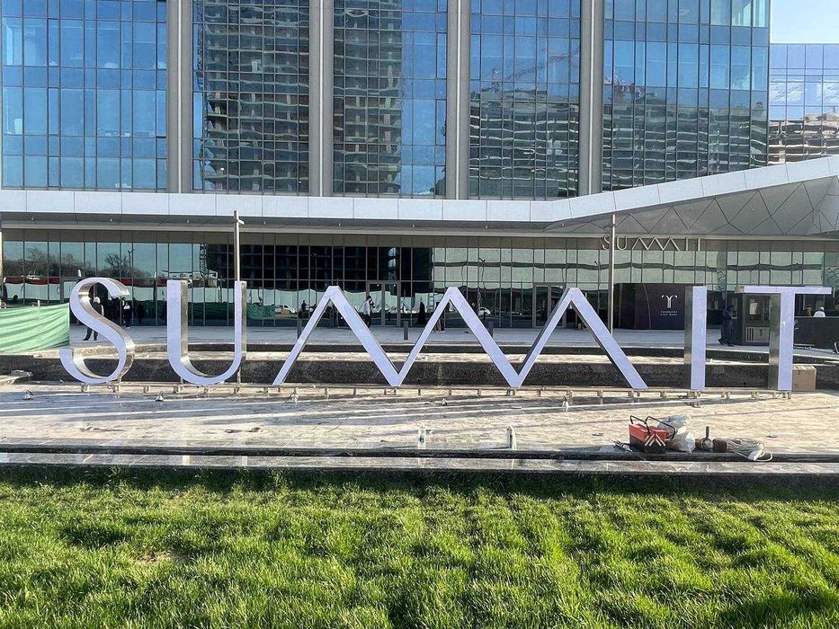 Наружная реклама полигрофия