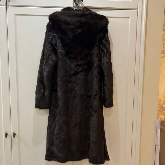 продам шубу с капюшоном 40 тыс