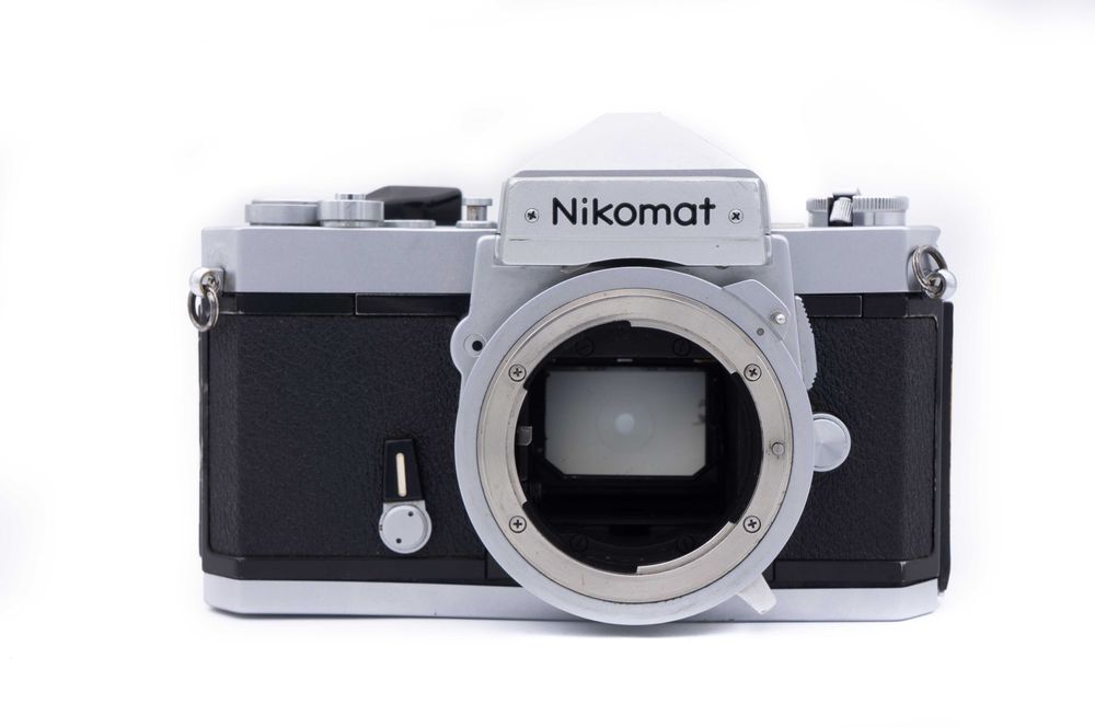 Aparat foto film Nikon Nikkormat N