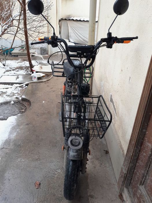 Drongo monter skuter