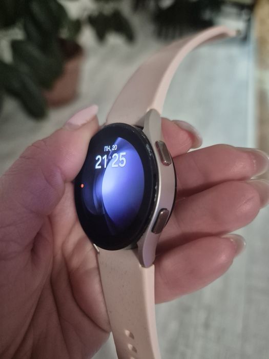Samsung Galaxy Watch 4 – добро състояниеSamsung Galaxy Watch 4 – добро състояние
Продавам Samsung Galaxy Watch 4, използван, с нормални следи от употр