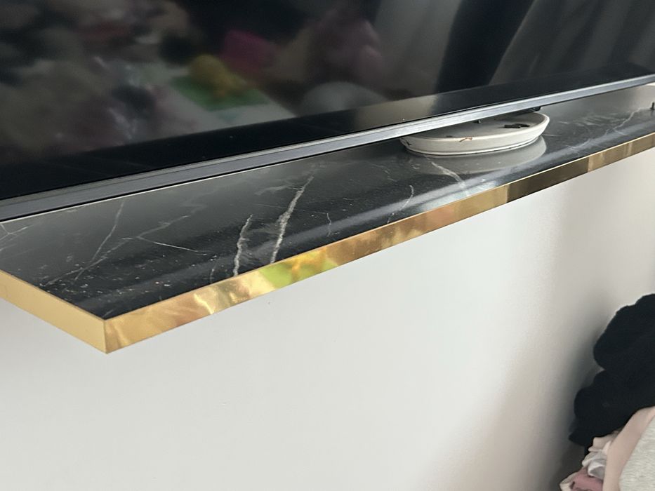 Masute auxiliare cu raft TV