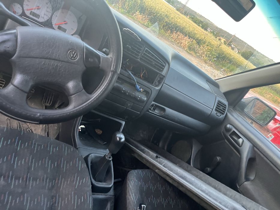 Продавам голф 3 на части