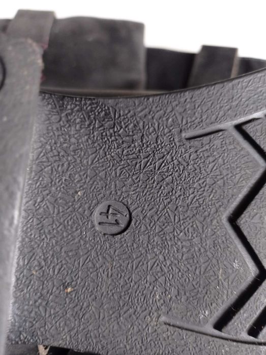 Продавам рокерски ботуши от натурална кожа, размер 41