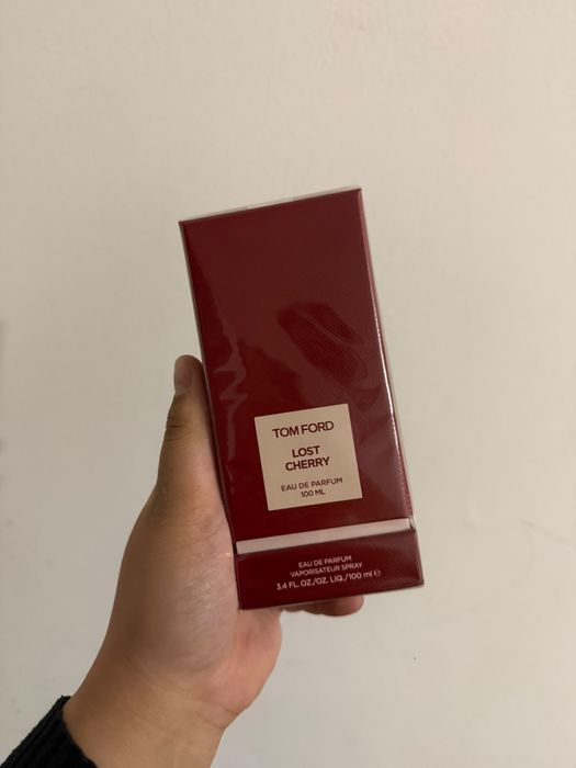 TOM FORD lost cherry
