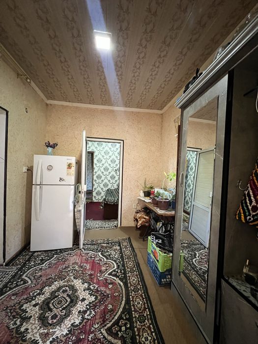 Qorovulbozor tumanida uy sotiladi noturar bilan birga