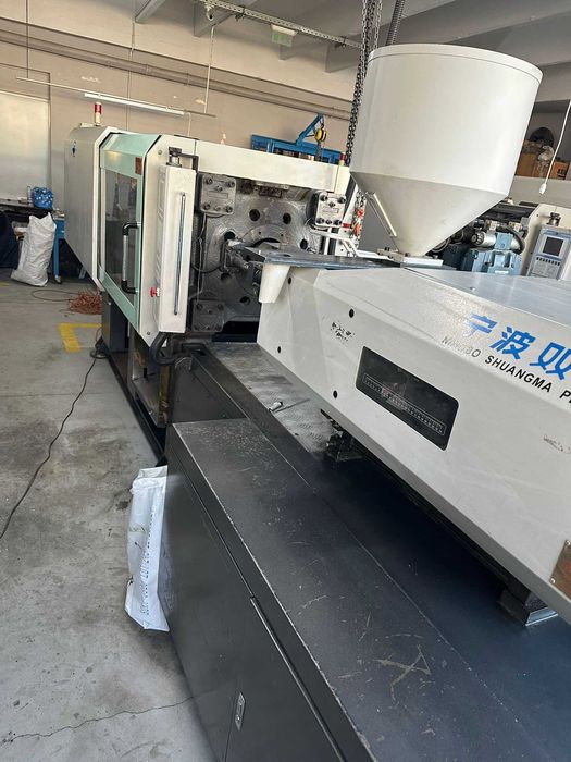 Mașină de injecție mase plastice BOLE BL168W, an fabricație 2008