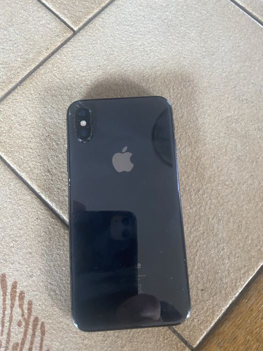 Iphone x cu display defect nu este blocat