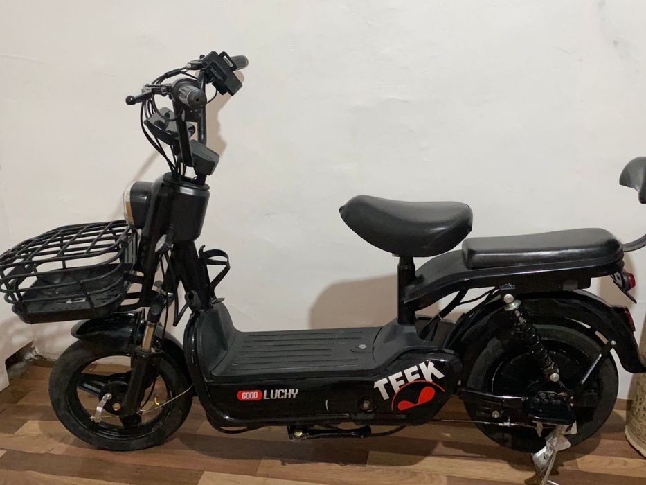 Электрический скутер