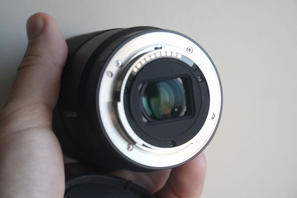 Obiectiv Sony E 18-135mm f/3.5-5.6 OSS – APS-C