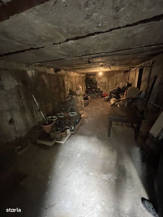 Casă de vânzare  în apropierea Pieței de Rusi