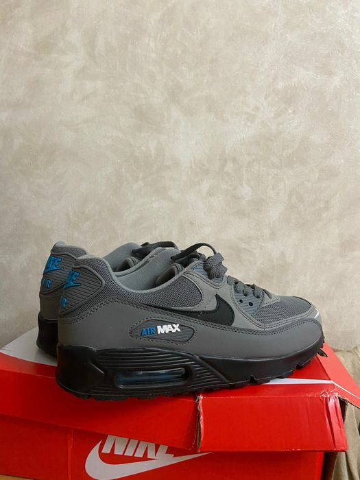 Продам кросы новый