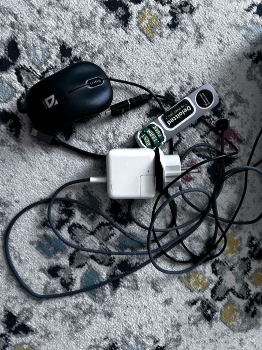 Макбук Эйр 13,6 м2, 2022 8гб 256гб