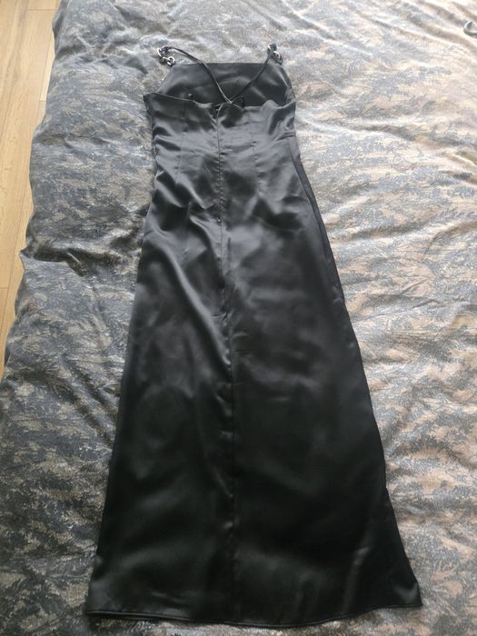 Сатенена рокля ZARA с цепка