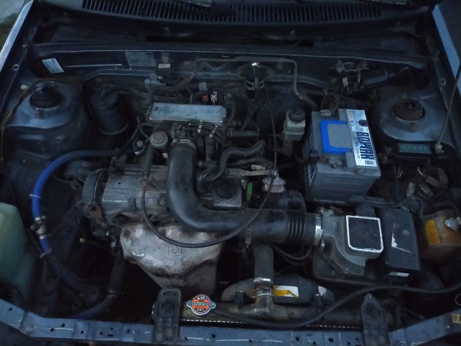 Продам Мазда 323