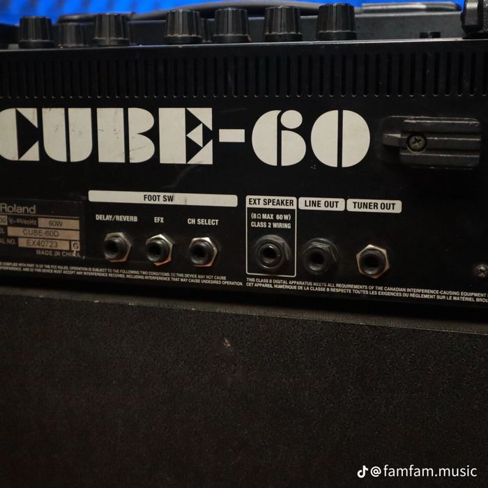 Roland cube 60 ватт комбоуселитель