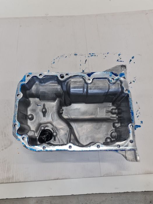 Bae ulei motor 1.5 benzina / cod-8595448 / BMW seria 1 B38 F70 F74 OEM