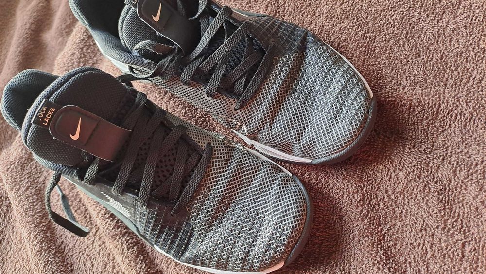 Кросфит маратонки Nike Metcon.