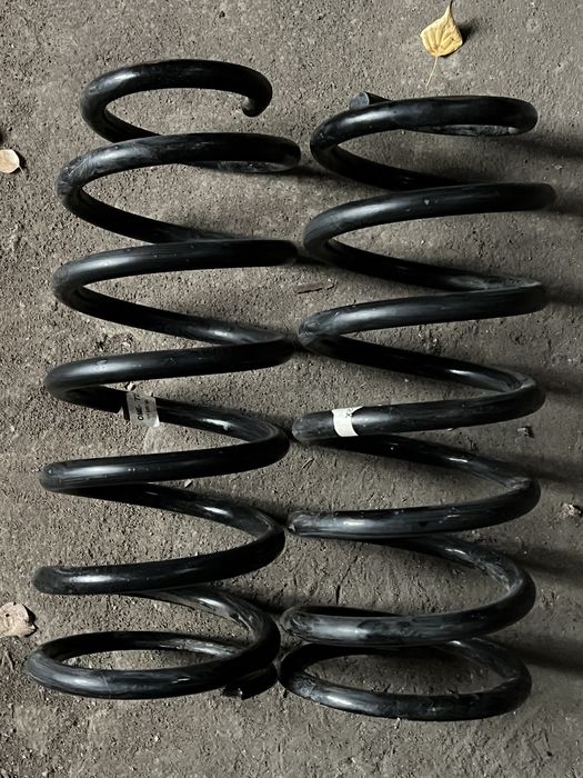 Пружины усиленные для Land Cruiser 200