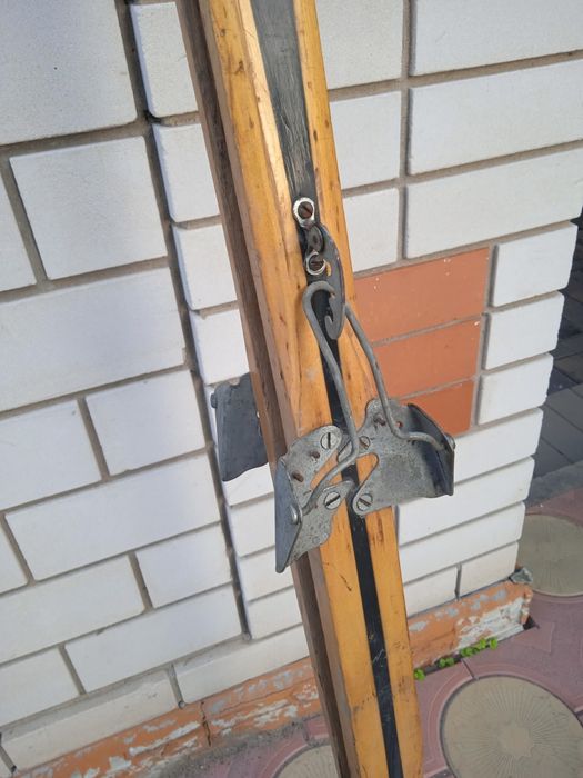 Продам лыжи СССР