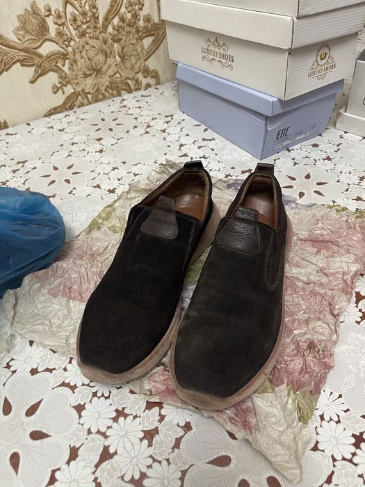 erkaklar oyoq kiyimi juda yaxshi holatda