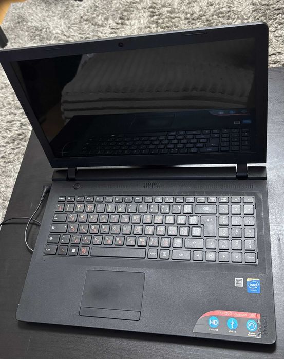 Лаптопи (Lenovo, Toshiba) и Ipad Air