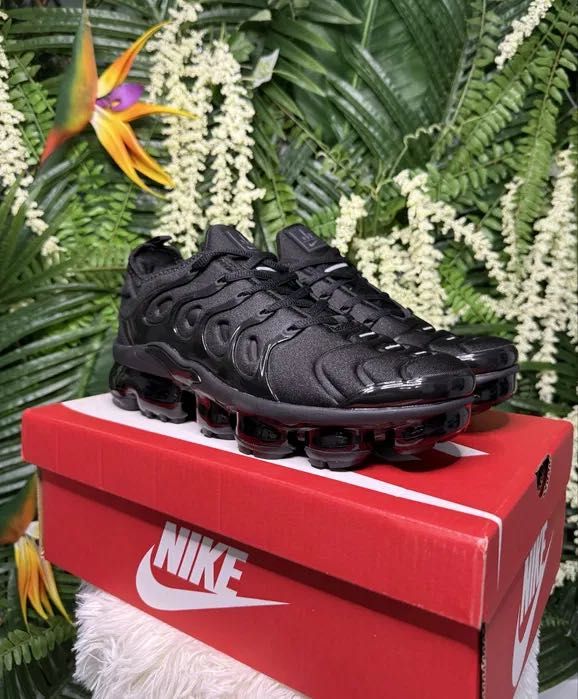 !НОВИ! Nike Air Vapormax Plus 'VM' | Triple Black | + КУТИЯ