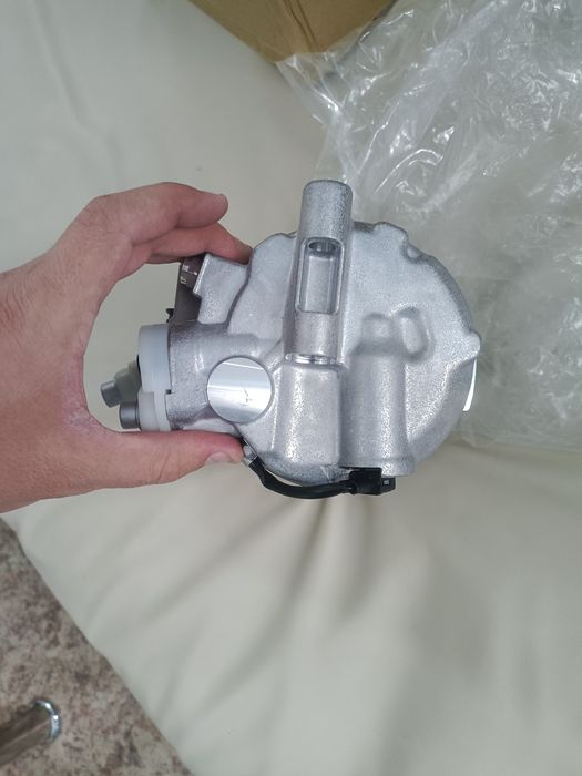 Компрессор кондиционера мерседес GL X166 ML W166
