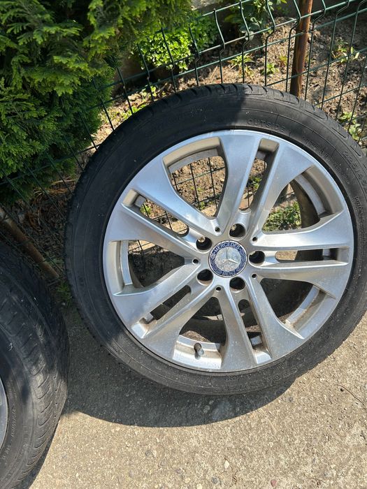 Гуми за мерцедес 17