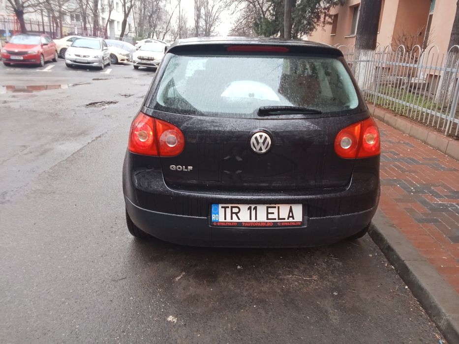Vând golf 5 Perfect funcțional