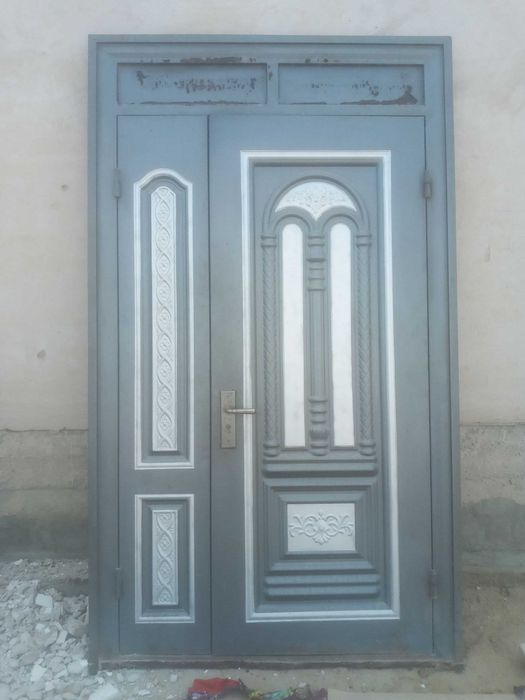 Темир жарма капы сатылады (б/у), размери 2,17х1,19, состояниеси жаксы.