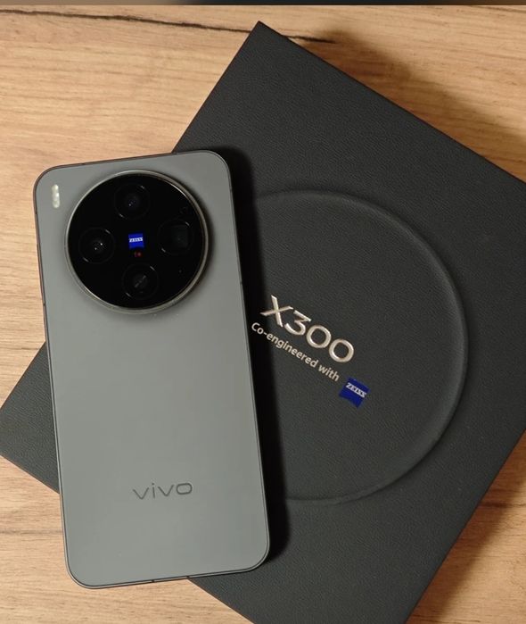 Vivo x300 512gb 16gb