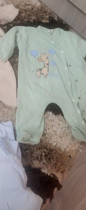 Бебешки дрехи 2 големи плика за момче 0-6м