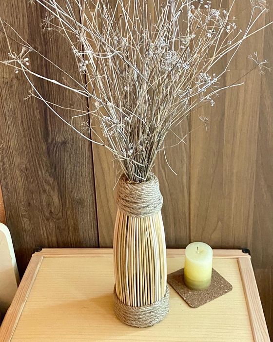 Натурална ваза с бохо дух – стъклена вътрешност!