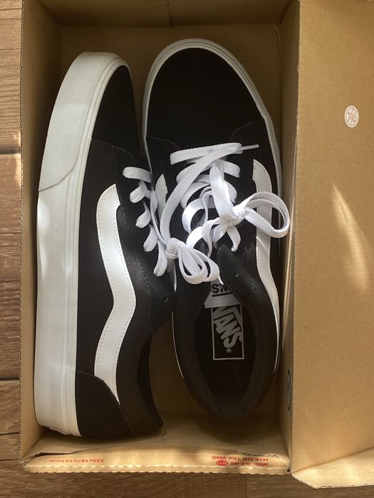 Vans 43 - noi - in cutie