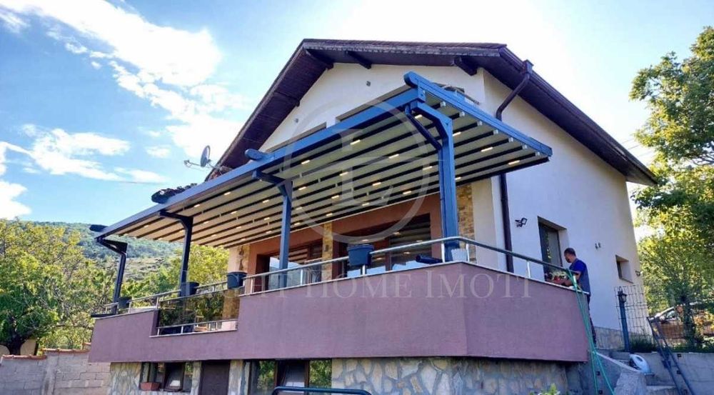 Реф. 1851 Самостоятелна Къща Брестник