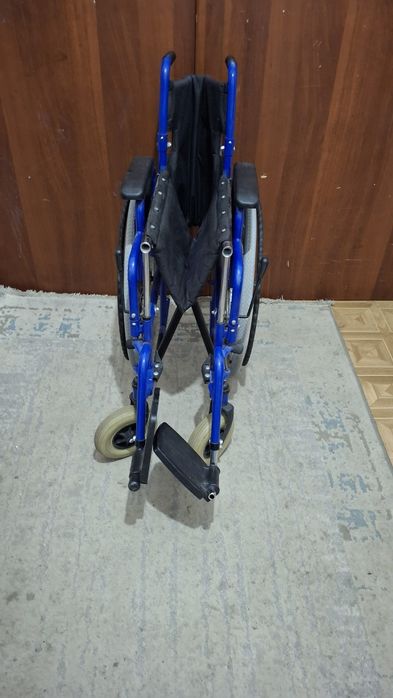 Инвалидная коляска