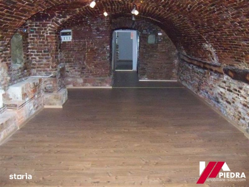 Spatiu Comercial,