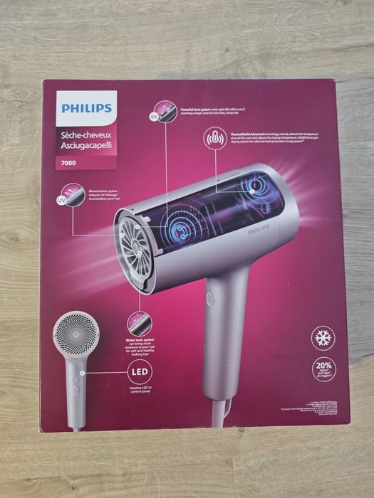 Сешоар Philips Series 7000 (BHD720)