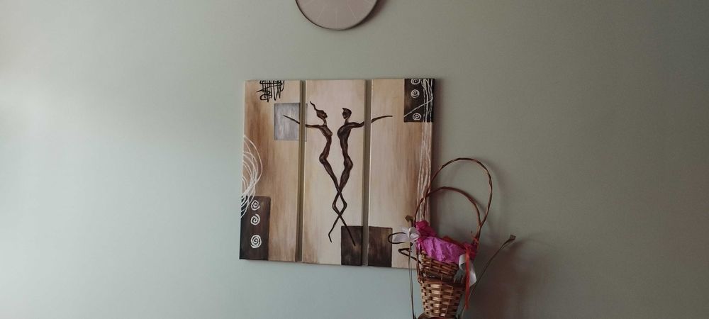 картини и пана от дърво