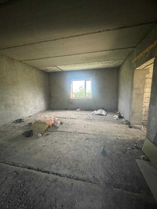 Продам недостроенный дом в г. Тобыле!