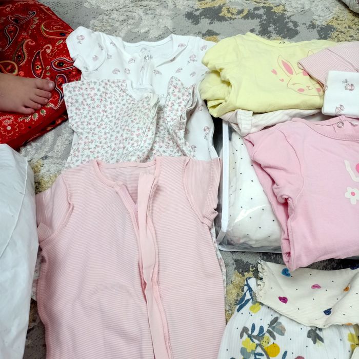 Продам детские вещи