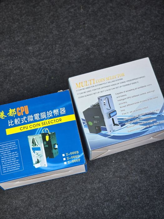 Най-различни резервни части за боксови круши, джаги, хокей,